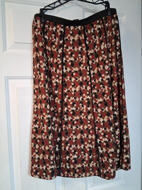 Robert Louis Geometric A-Line Skirt in Brown Red and Cream Flowy Sz Large